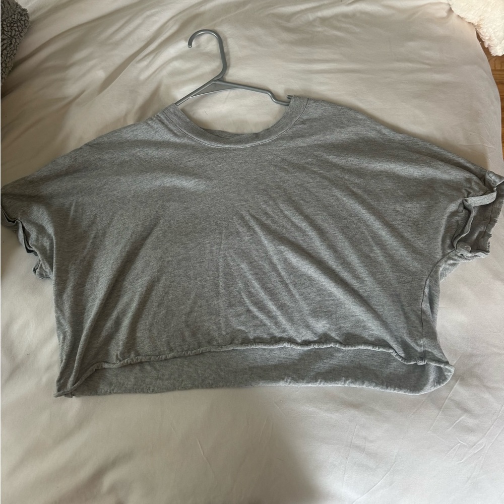 Gray Forever 21 Crop T-shirt